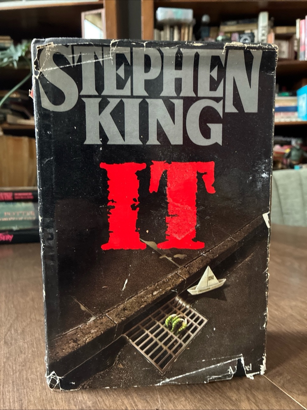 Stephen King IT Horror Novel HC 1986 Viking Vintage Dust Jacket First Edition